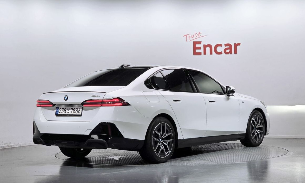 BMW 5-Series 520i Special Edition, 2024