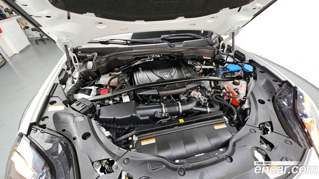 Maserati Grecale 2.0 AWD GT, 2023