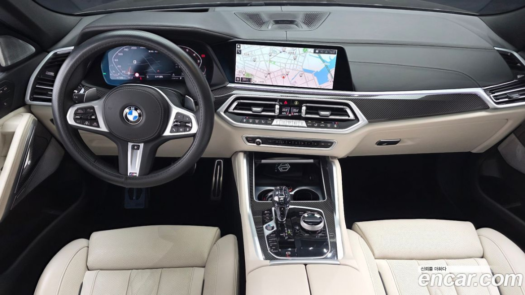 BMW X6 M50i, 2022