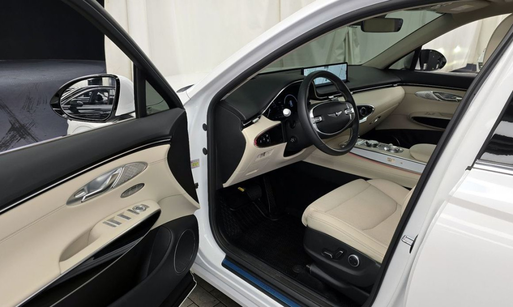 Genesis GV70 2.5T Gasoline AWD, 2024
