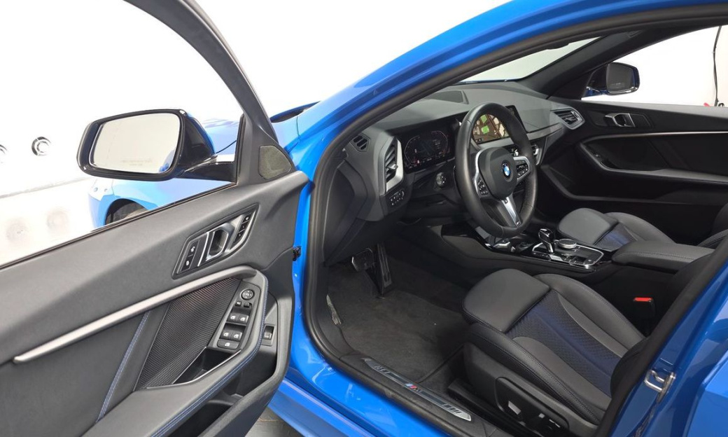BMW 1-Series 120i M Sports, 2024