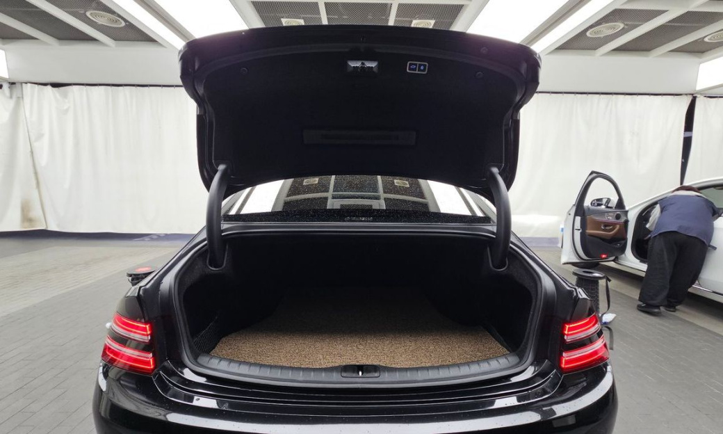 Genesis G80 Gasoline 2.5 Turbo AWD, 2022