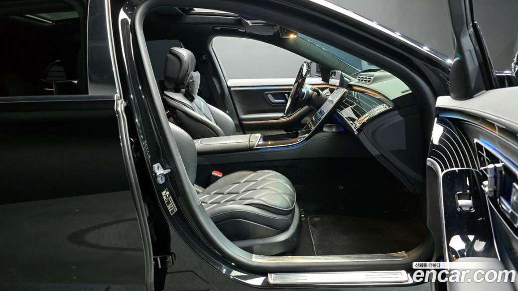 Mercedes-Benz S-Class Maybach S580 4MATIC, 2022