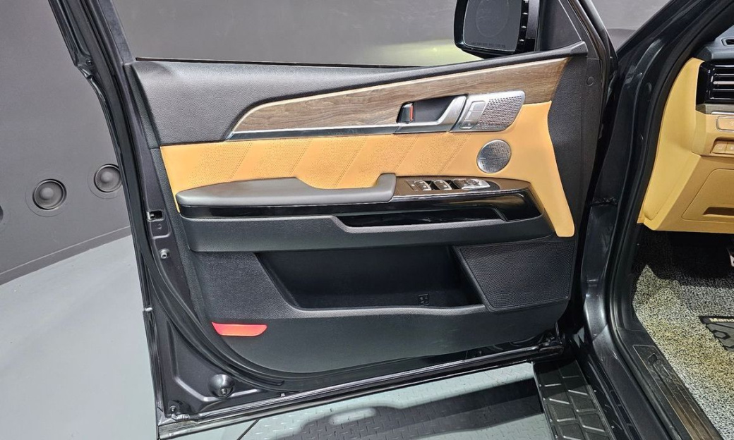 Kia Mohave Diesel 3.0 4WD 7-Seater, 2021