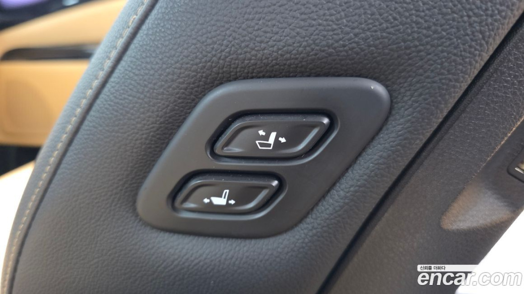 Kia Carnival 9-Seater Signature, 2023