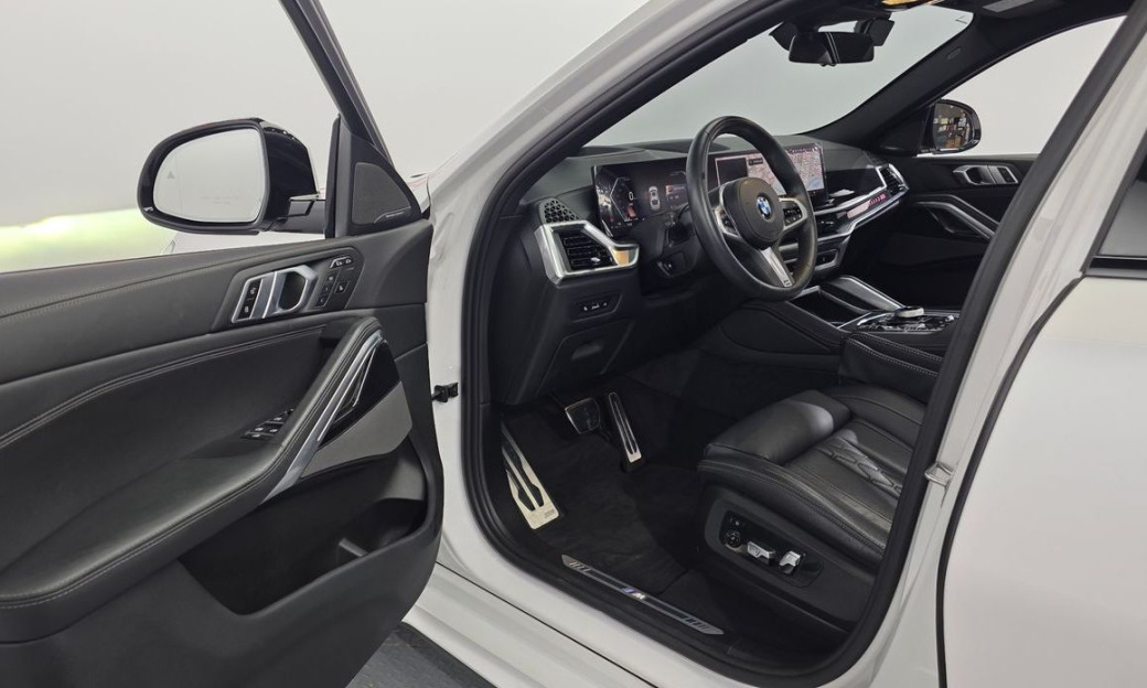 BMW X6 xDrive40i M Sport, 2024