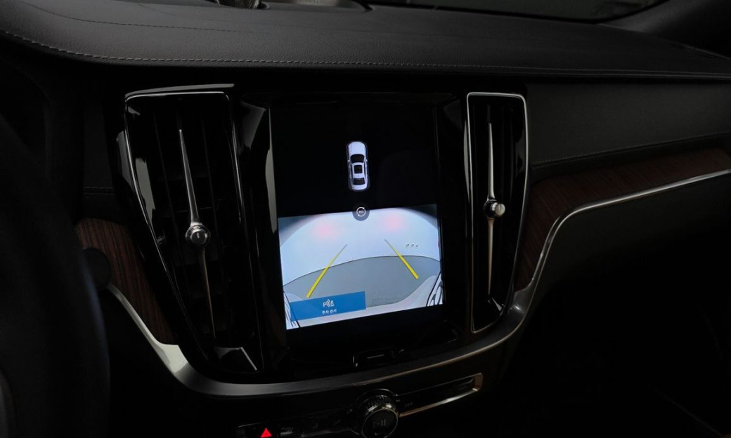 Volvo S60 B5 Ultimate Bright, 2023