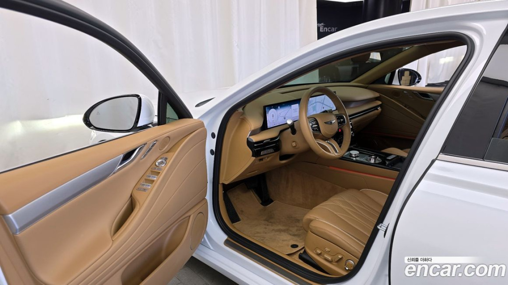 Genesis G80 Gasoline 2.5 Turbo AWD, 2025