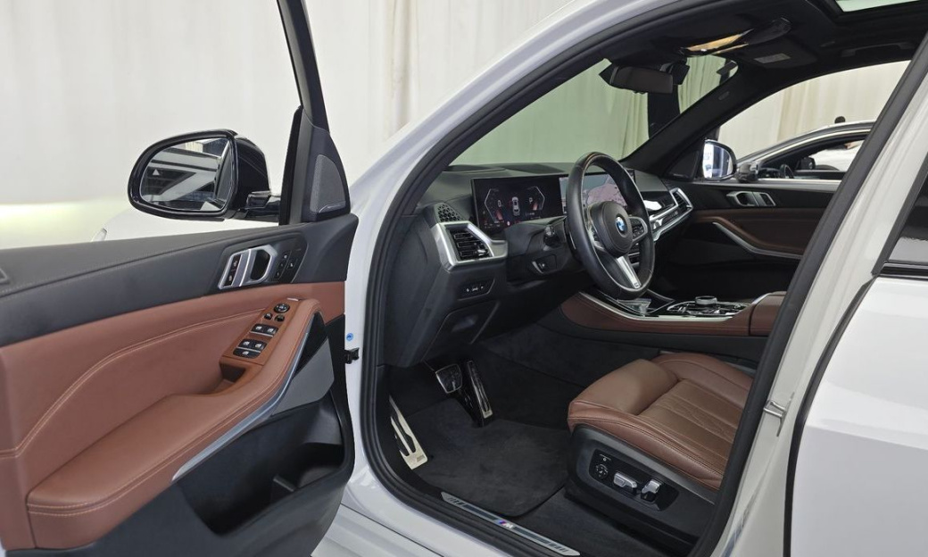 BMW X5 xDrive 40i M Sport, 2024