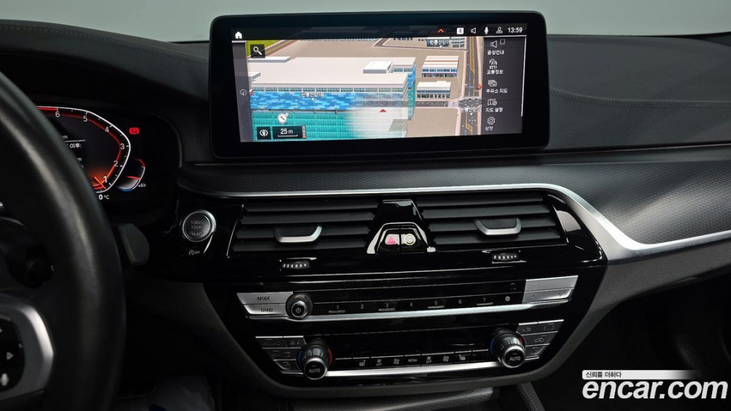 BMW 5-Series 520i M Sport, 2023