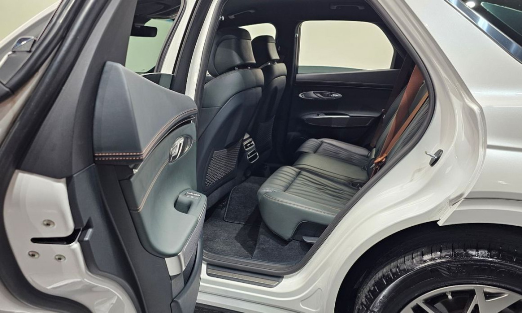 Genesis GV70 2.5T Gasoline AWD, 2024