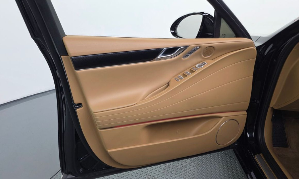 Genesis G80 Gasoline 2.5 Turbo AWD, 2026