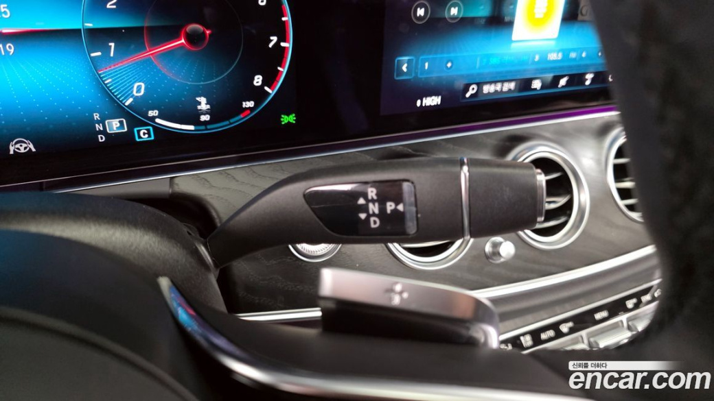 Mercedes-Benz E-Class E250 AMG Line, 2023
