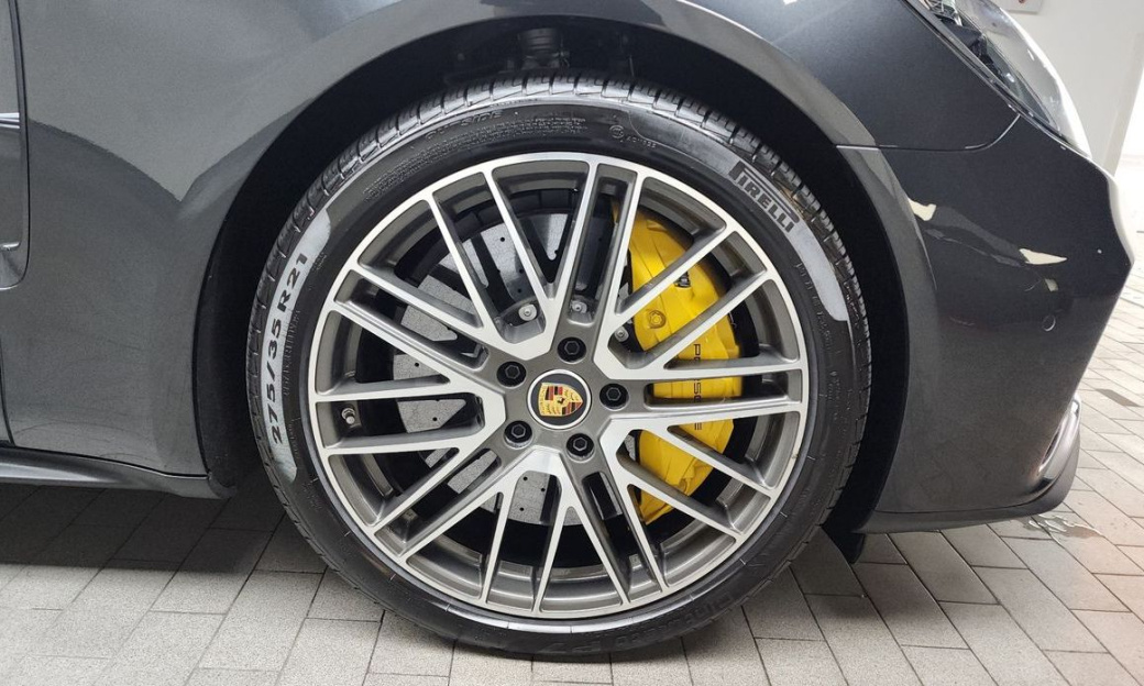 Porsche Panamera 4.0 Turbo S, 2023
