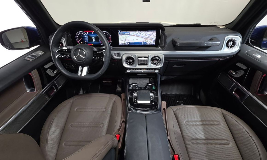 Mercedes-Benz G-Class G450d, 2025