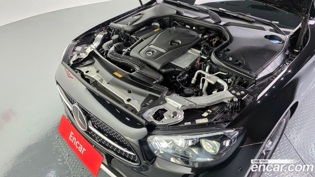 Mercedes-Benz E-Class E250 AMG Line, 2023