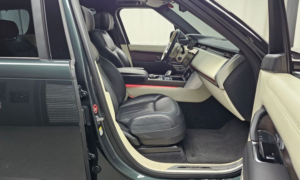 Land Rover Range Rover P530 Autobiography, 2023