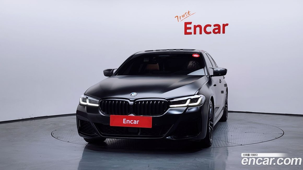 BMW 5-Series 520i M Sport, 2022