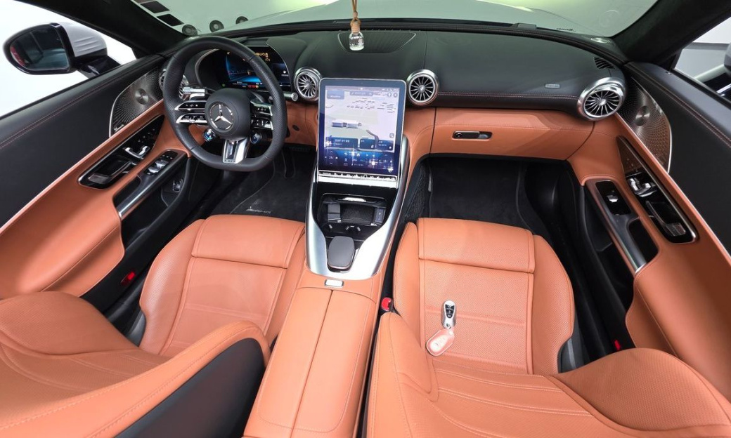 Mercedes-Benz SL-Class AMG SL63 4MATIC+, 2023