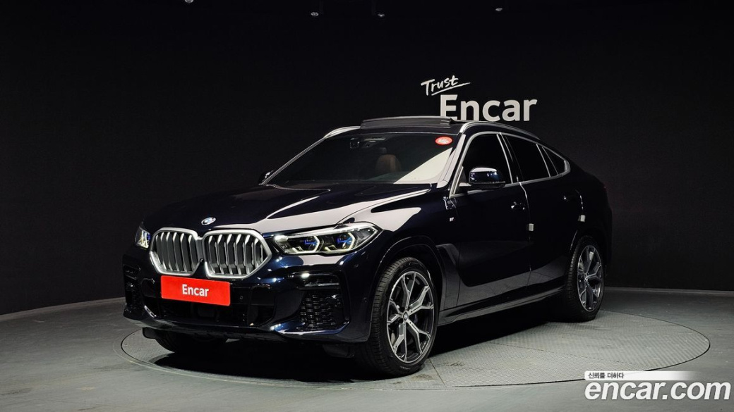 BMW X6 xDrive40i M Sport, 2022