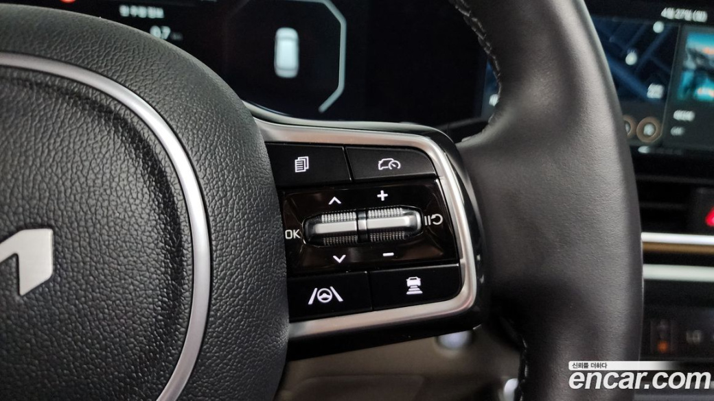 Kia Carnival 7-Seater Gravity, 2025