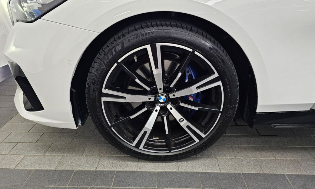 BMW 5-Series 530i xDrive M Sport, 2024