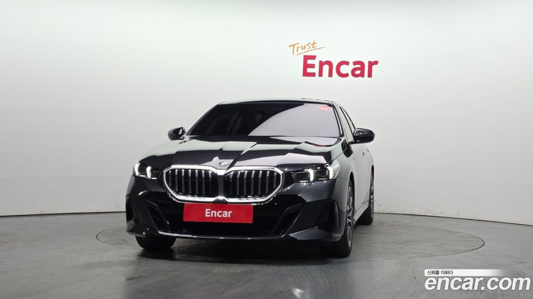 BMW 5-Series 520i M Sport, 2024