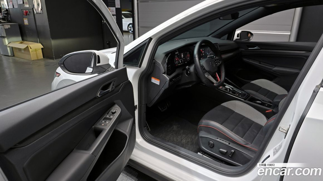 Volkswagen Golf 2.0 GTI, 2023