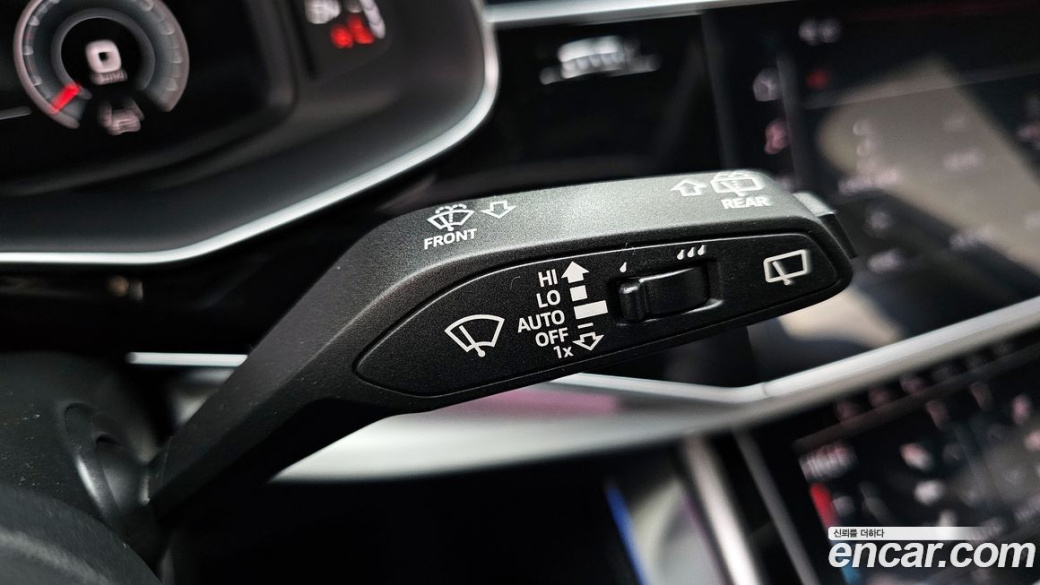 Audi Q7 55 TFSI Quattro Premium, 2022