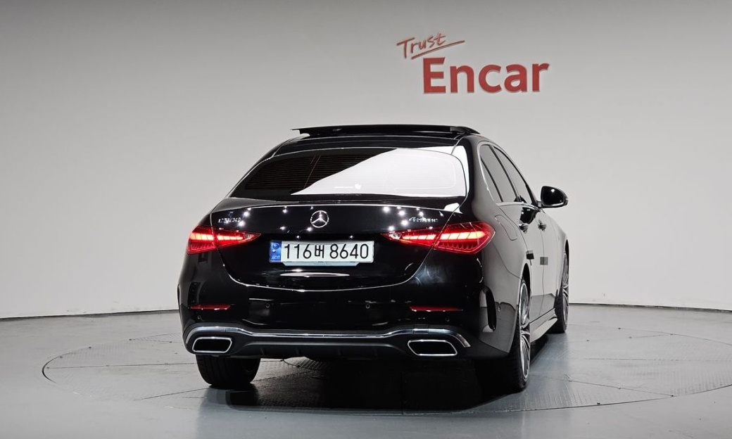 Mercedes-Benz C-Class C300 4MATIC AMG Line, 2024