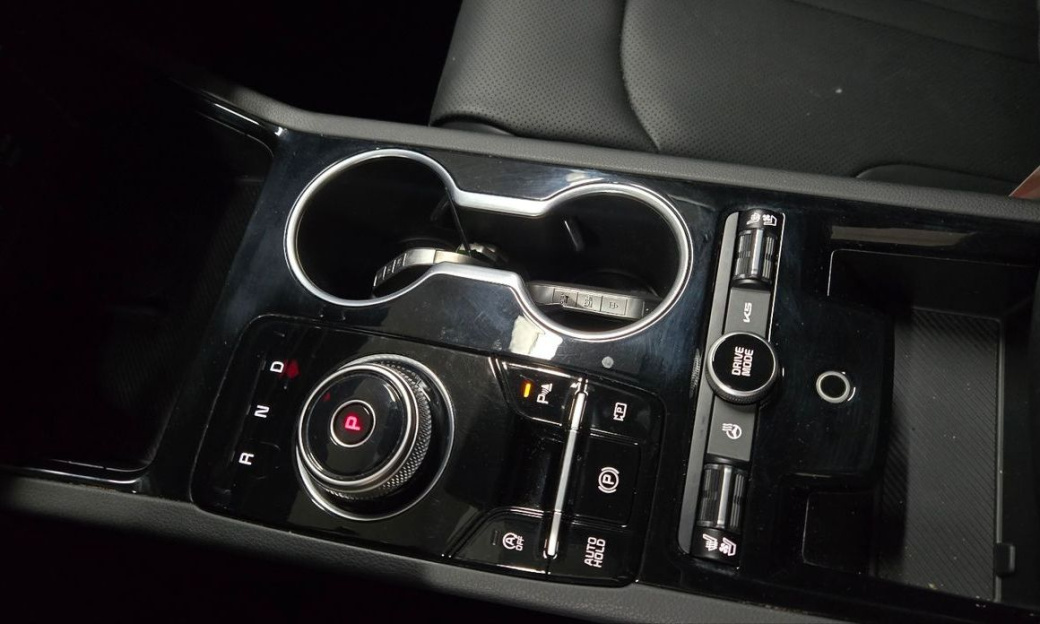 Kia K5 2.0, 2024