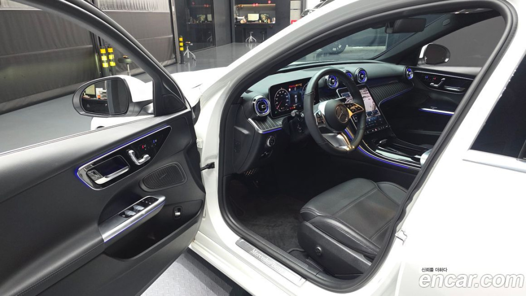 Mercedes-Benz C-Class C200 4MATIC Avantgarde, 2022