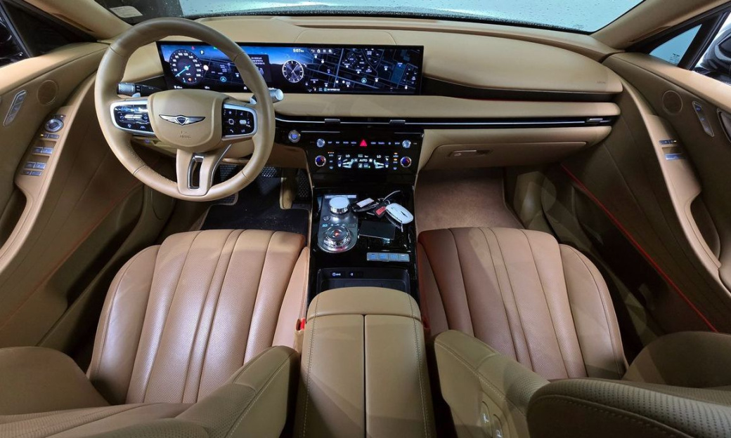 Genesis G80 Gasoline 2.5 Turbo AWD, 2025