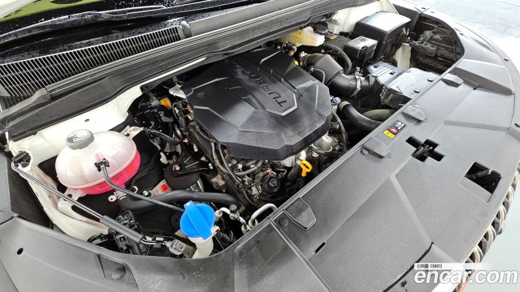 Kia Carnival 7-Seater Signature, 2023