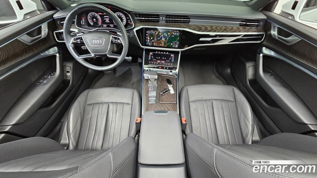 Audi A6 45 TFSI Quattro Premium, 2022
