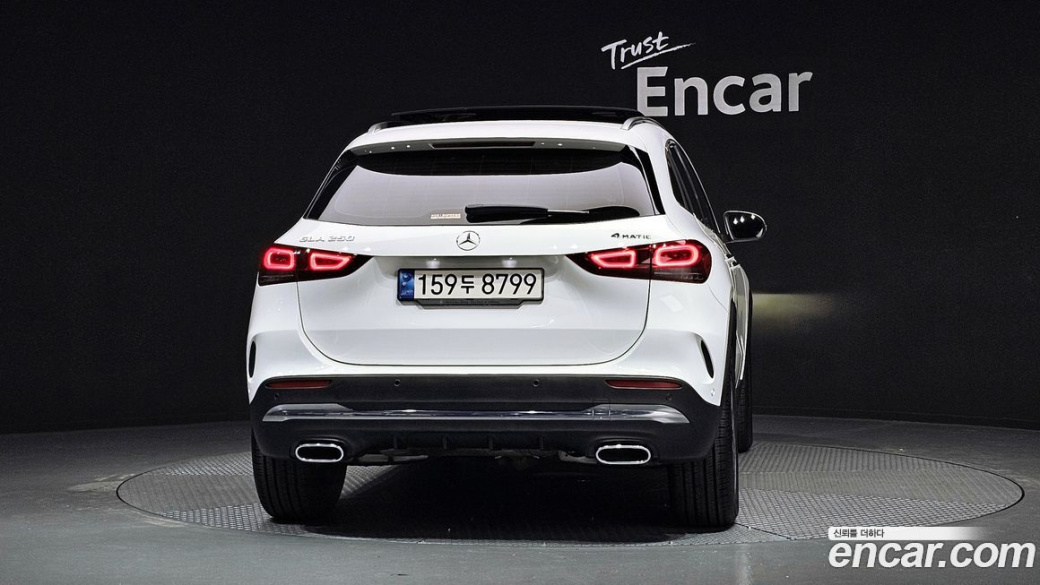 Mercedes-Benz GLA-Class GLA250 4MATIC, 2022