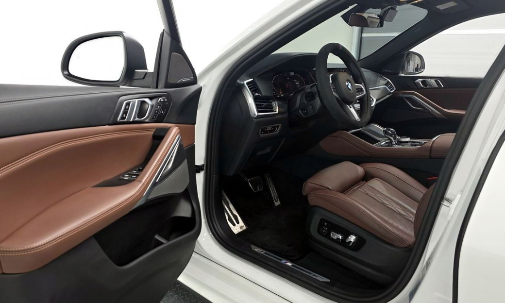 BMW X6 xDrive40i M Sport, 2023