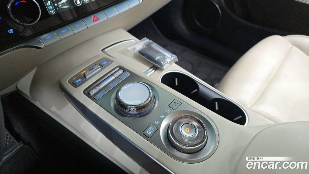Genesis GV70 2.5T Gasoline AWD, 2024