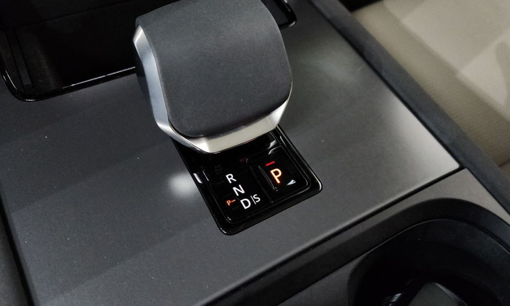 Land Rover Discovery Sport P250 S, 2025