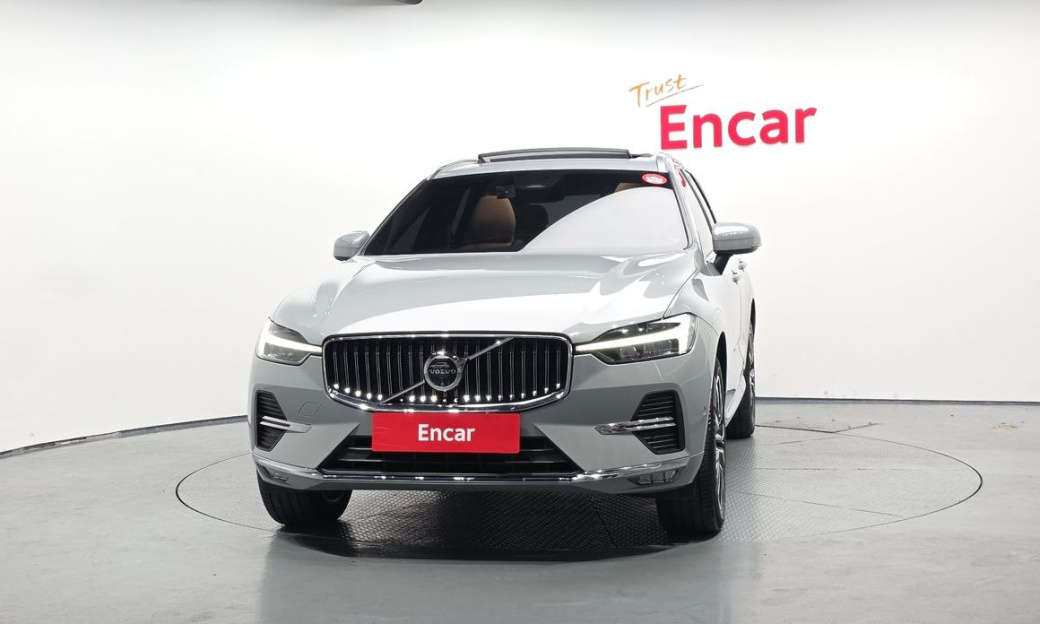 Volvo XC60 B6 Ultimate Bright, 2024