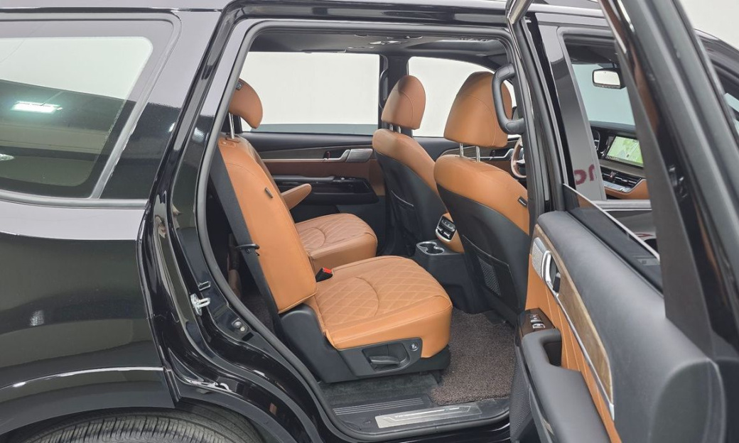 Kia Mohave Diesel 3.0 4WD 6-Seater, 2022