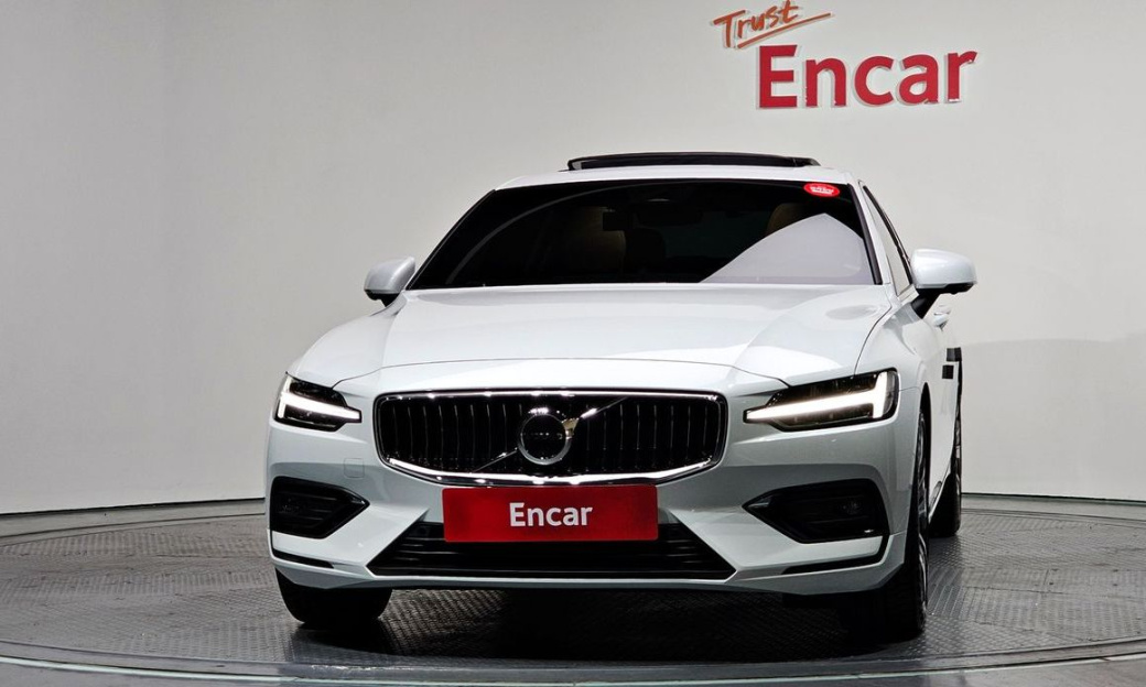 Volvo S60 B5 Ultimate Bright, 2024
