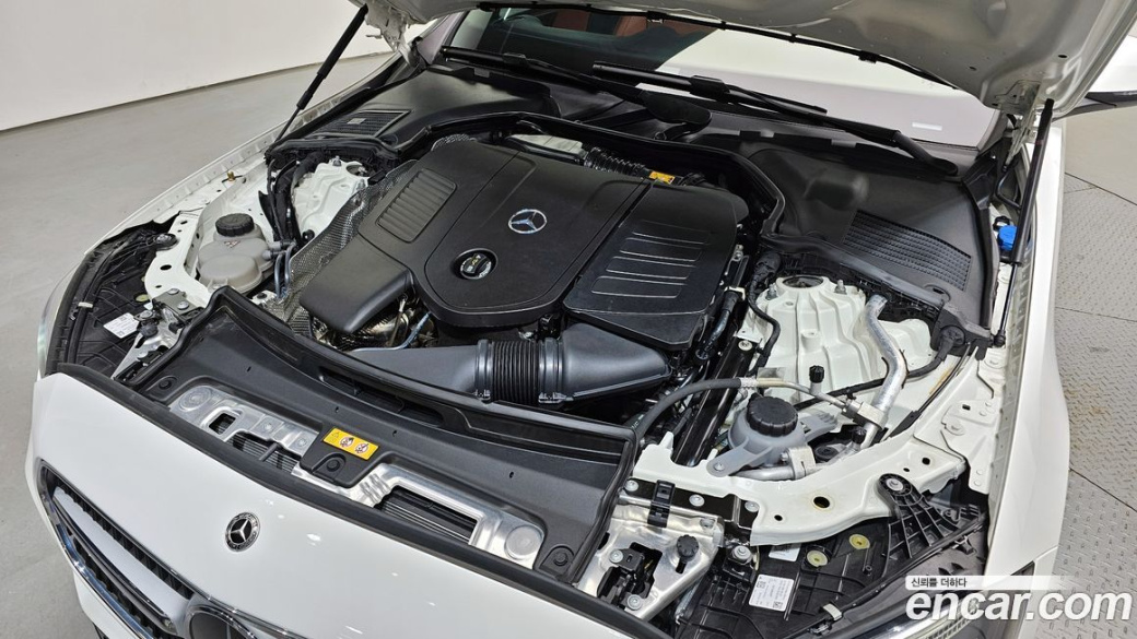 Mercedes-Benz C-Class C200 4MATIC Avantgarde, 2022