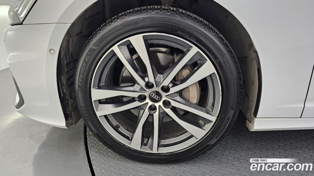 Audi A6 45 TFSI Premium, 2023