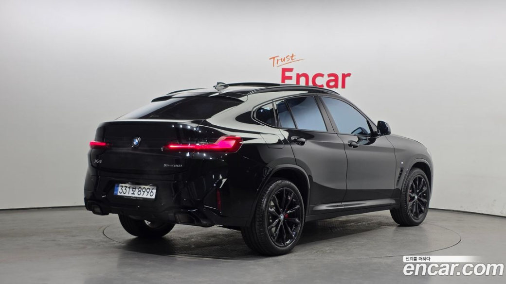 BMW X4 xDrive20i M Sport, 2025