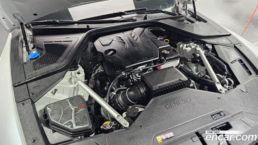 Genesis G80 Gasoline 2.5 Turbo AWD, 2024