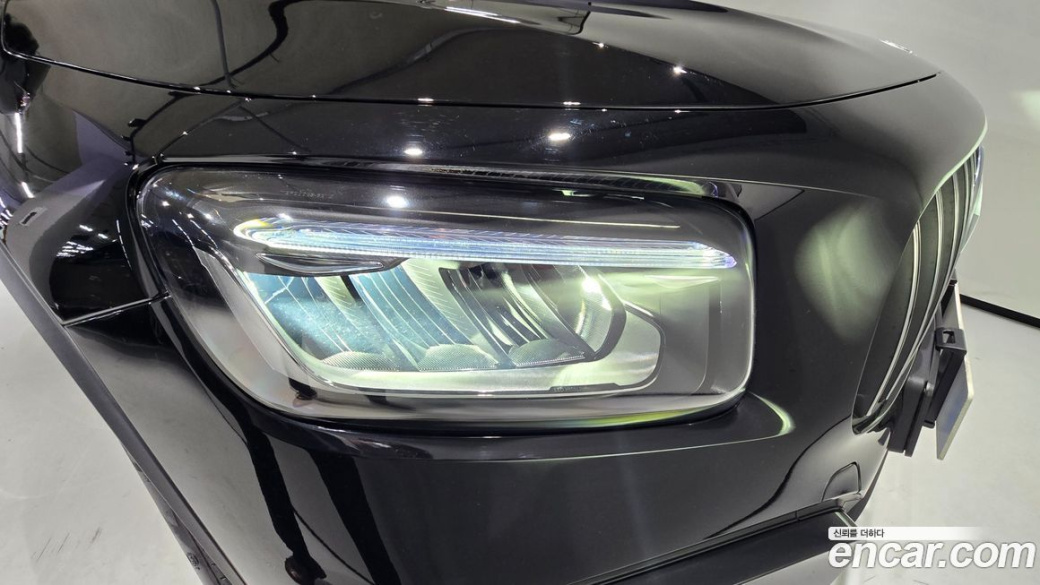 Mercedes-Benz GLB-Class AMG GLB35 4MATIC, 2025