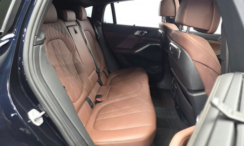 BMW X6 xDrive40i M Sport, 2024