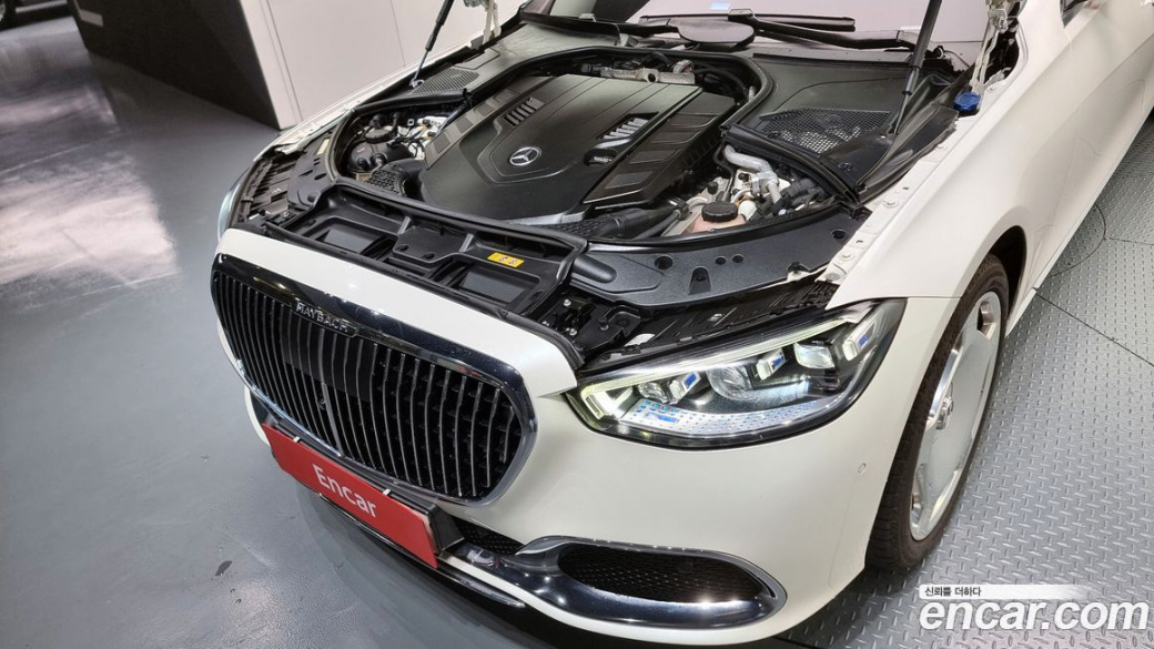 Mercedes-Benz S-Class Maybach S580 4MATIC, 2022