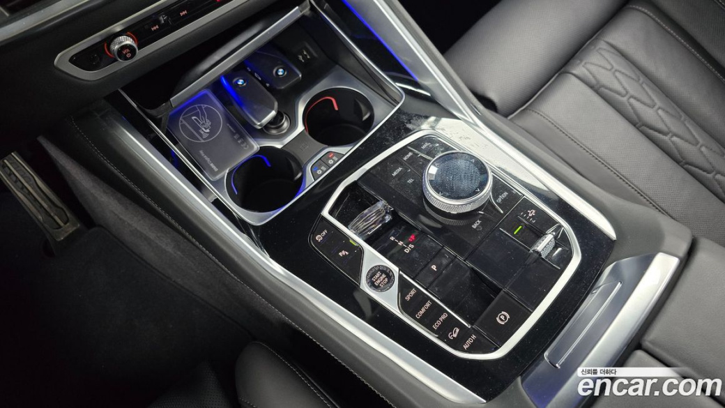 BMW X6 xDrive40i M Sport, 2025
